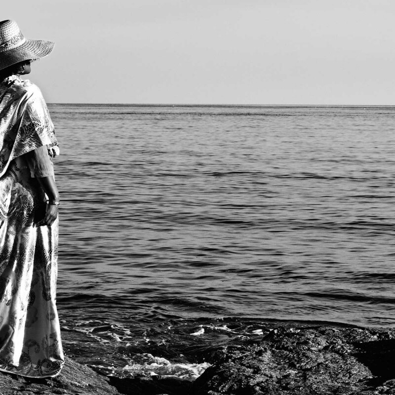 negla-face-a-la-mer-1920